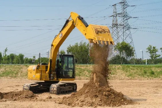 CAT 313C